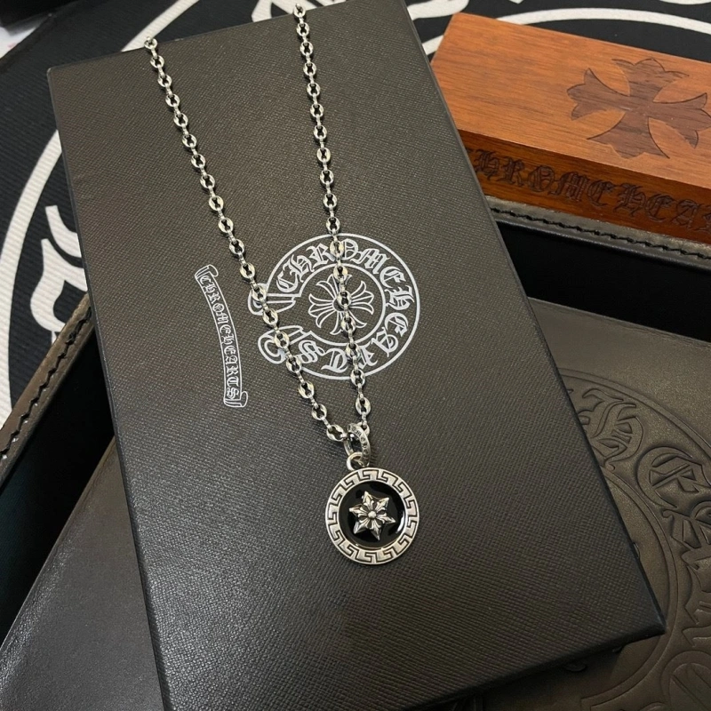 Sophisticated Chrxmx Hxxrts Necklaces 298927