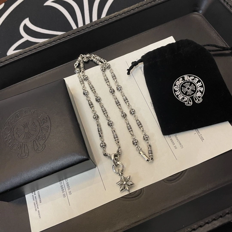 Chrxmx Hxxrts Necklaces Elegant 298932