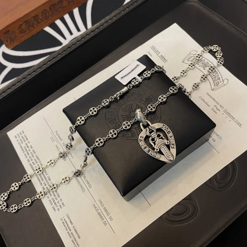 Compact Chrxmx Hxxrts Necklaces 298931
