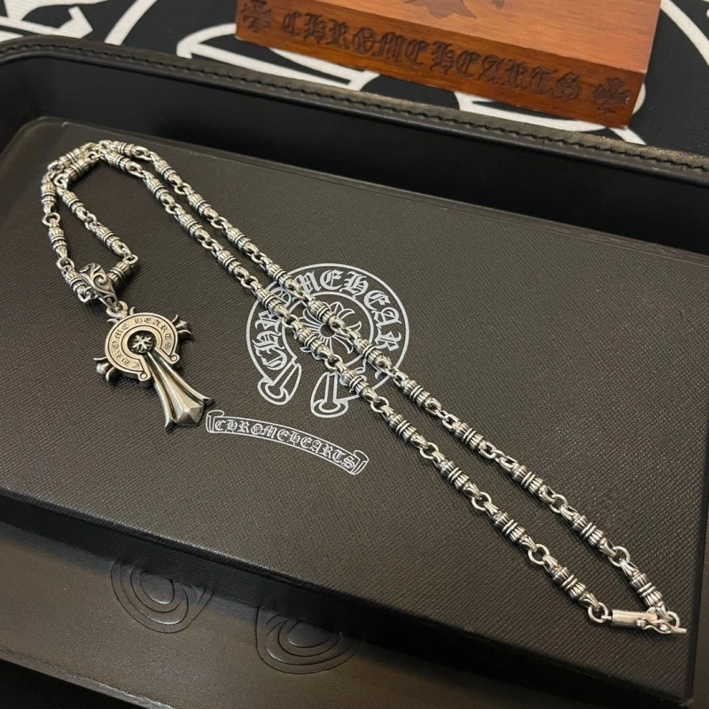 Stylish Chrxmx Hxxrts Necklaces 298920