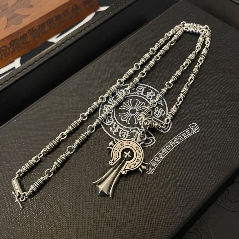 Stylish Chrxmx Hxxrts Necklaces 298920