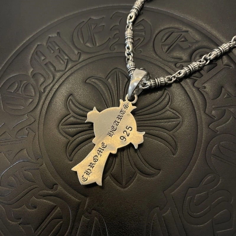 Stylish Chrxmx Hxxrts Necklaces 298920
