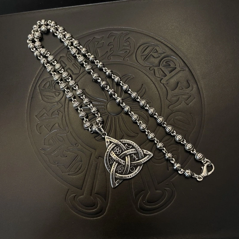 Lightweight Chrxmx Hxxrts Necklaces 298918