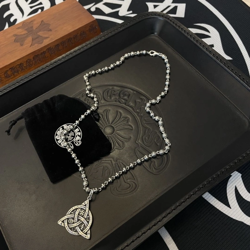 Lightweight Chrxmx Hxxrts Necklaces 298918