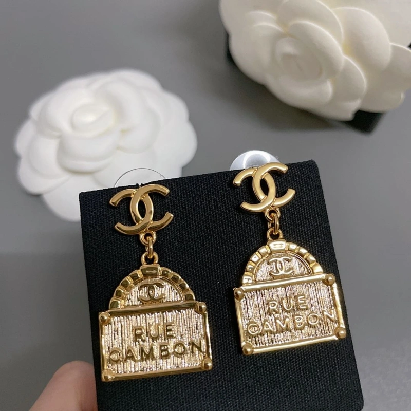 Trendy Chxnxl Earrings 290448