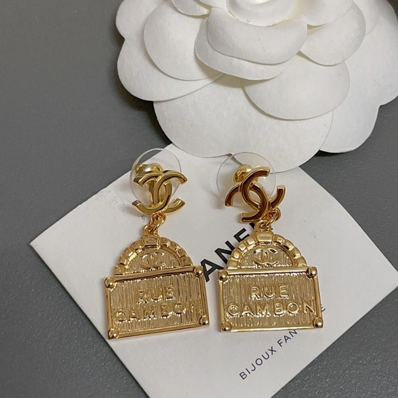 Trendy Chxnxl Earrings 290448