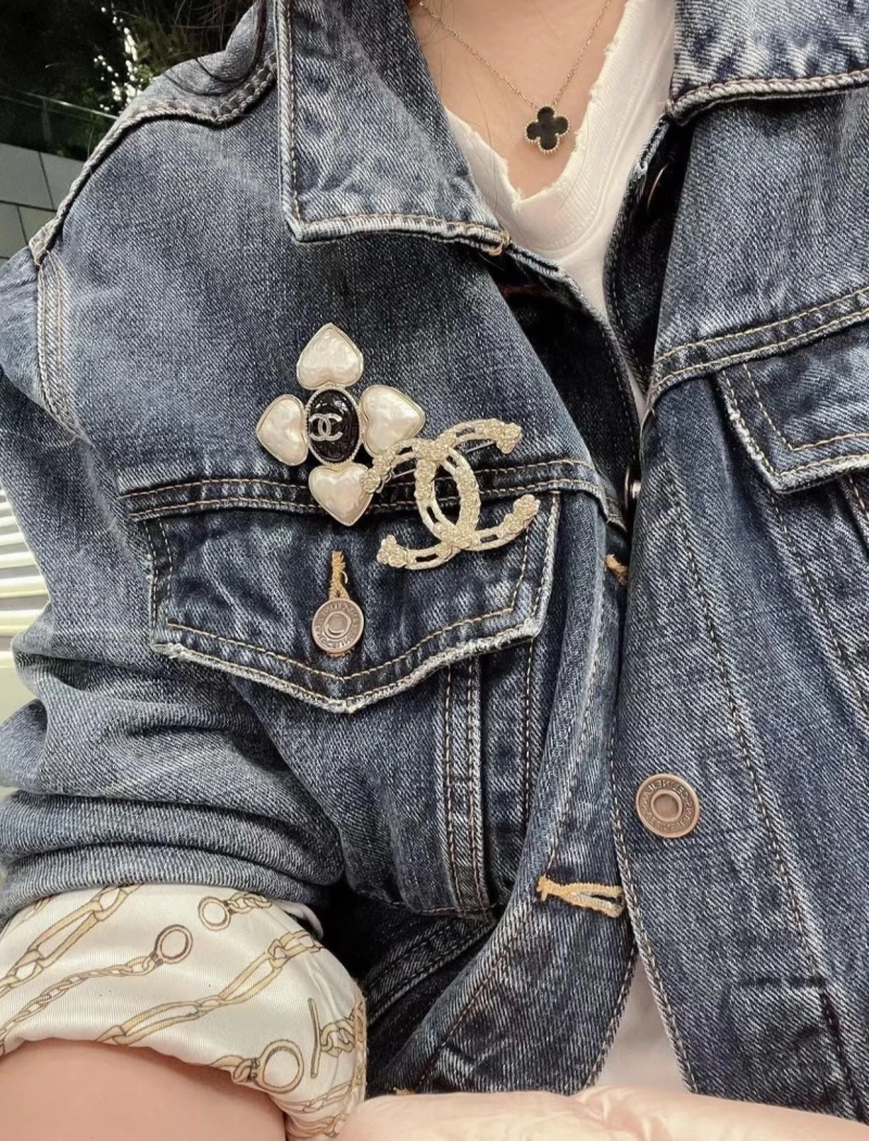 Chxnxl Brooches Minimalist 290679