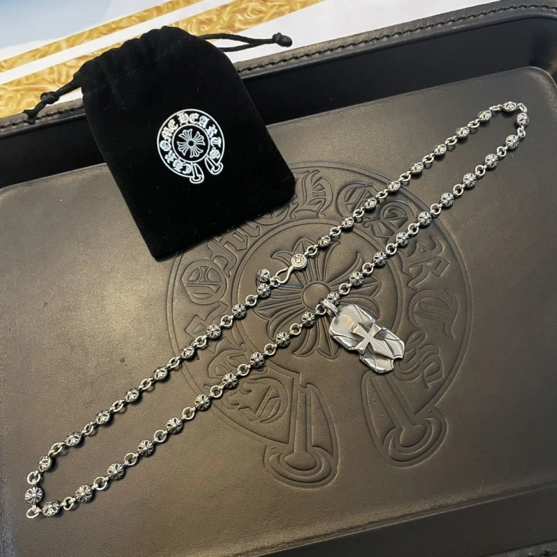 Flexible Chrxmx Hxxrts Necklaces 298915