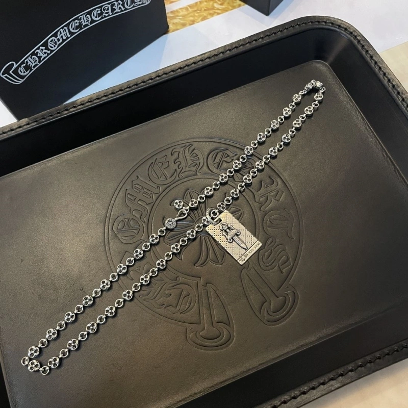 Versatile Chrxmx Hxxrts Necklaces 298909