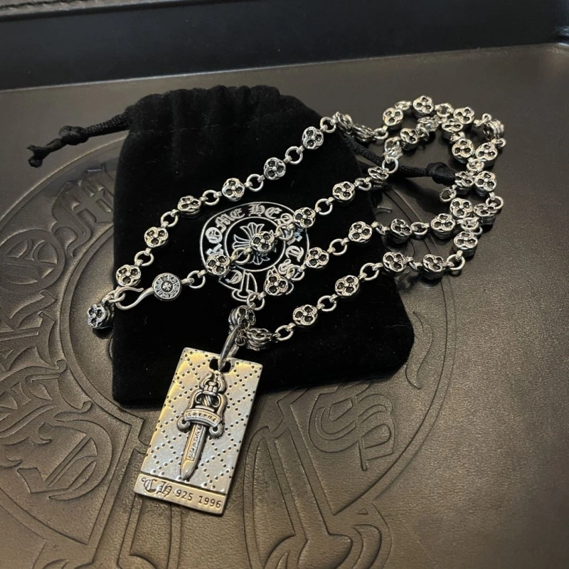 Versatile Chrxmx Hxxrts Necklaces 298909