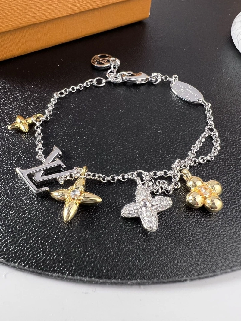 Stylish LX Bracelets 310368