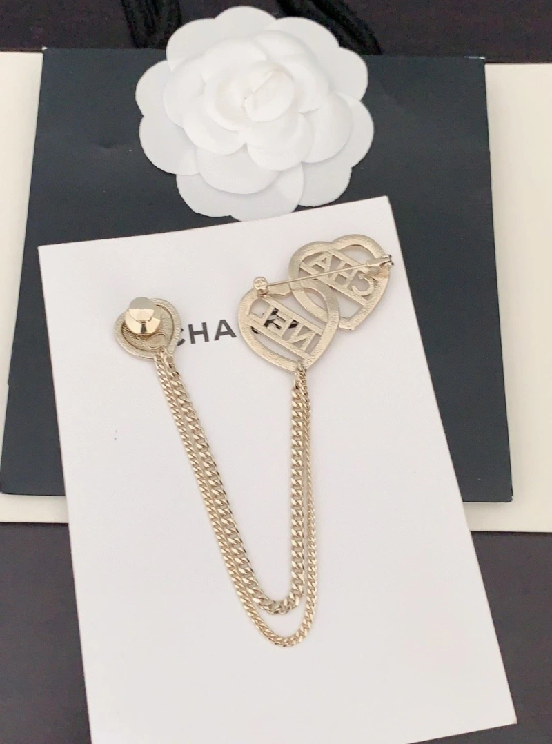 Chxnxl Brooches GoAnywhere 290683