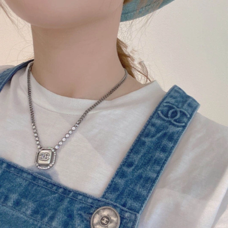 Classic Chxnxl Necklaces 289772