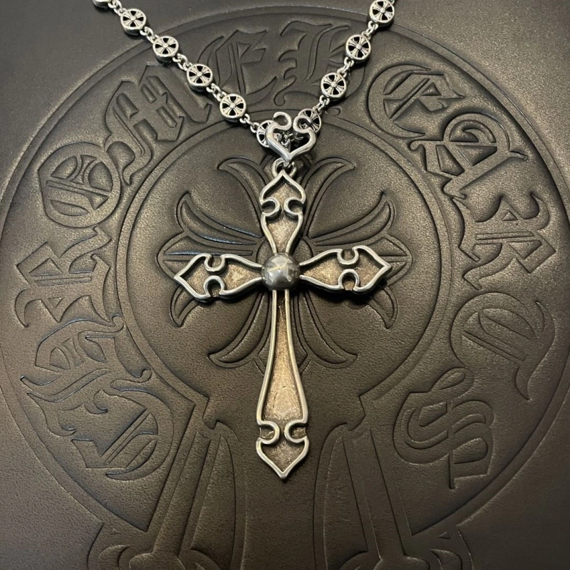 Trendsetting Chrxmx Hxxrts Necklaces 298896