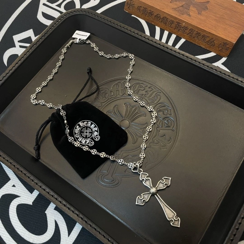 Trendsetting Chrxmx Hxxrts Necklaces 298896