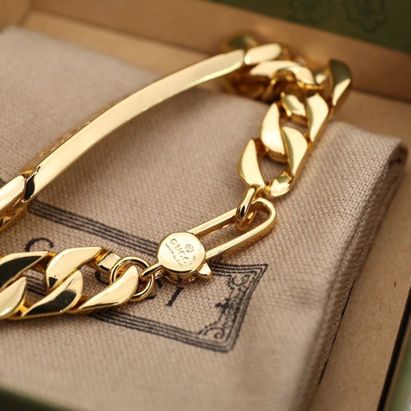 Sophisticated Gxccx Bracelets 304525