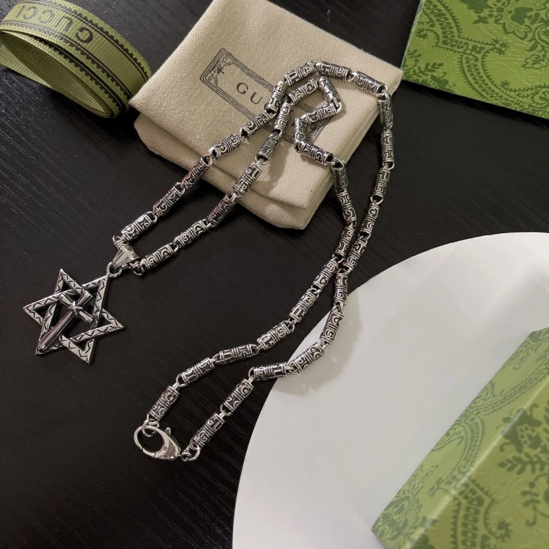 Elegant Gxccx Necklaces 303992