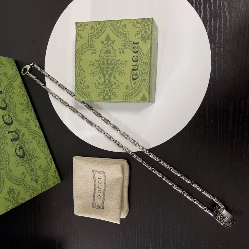 Gxccx Necklaces Affordable 303991
