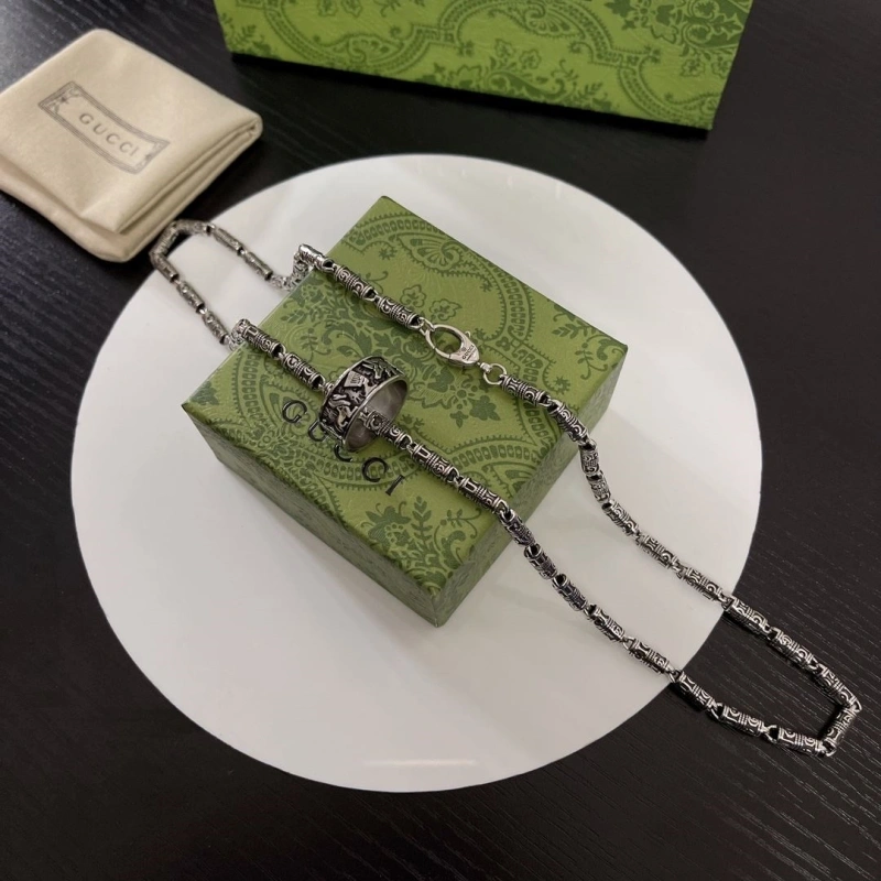 Gxccx Necklaces Affordable 303991