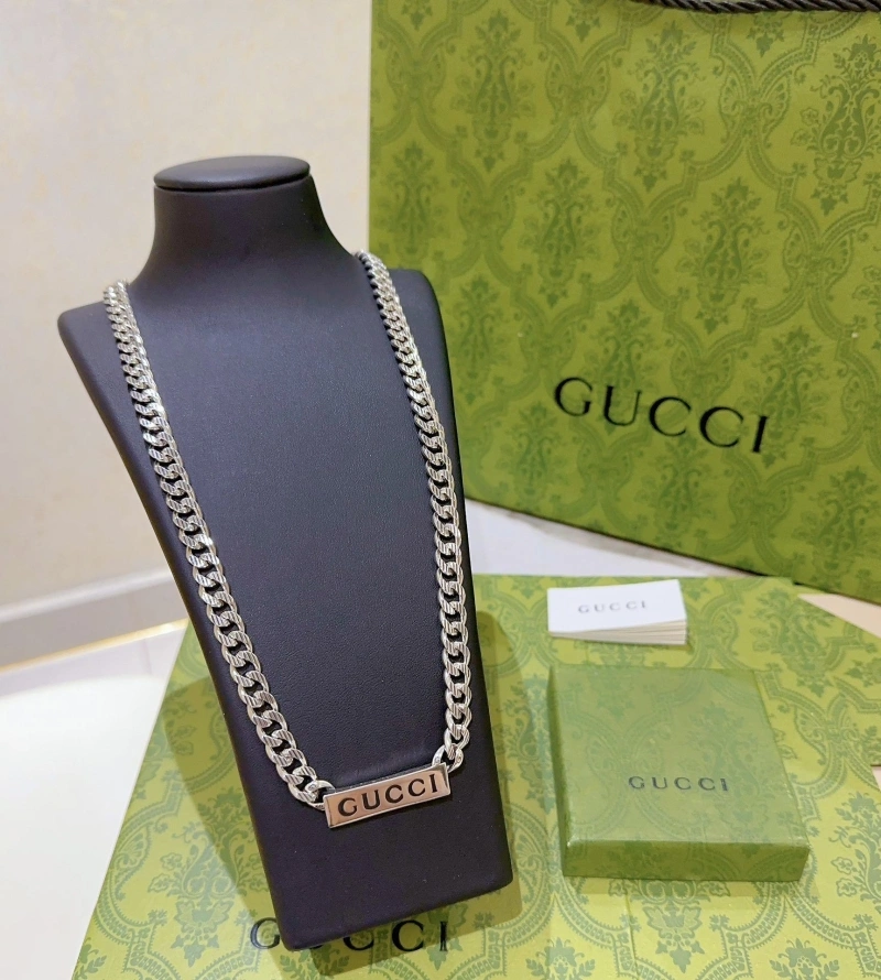 Vibrant Gxccx Necklaces 303990