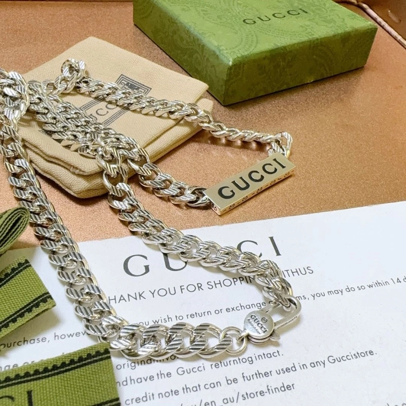 Vibrant Gxccx Necklaces 303990