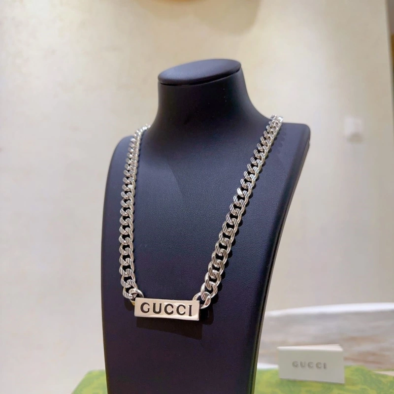 Vibrant Gxccx Necklaces 303990