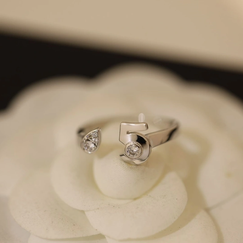 Comfortable Chxnxl Rings 289478