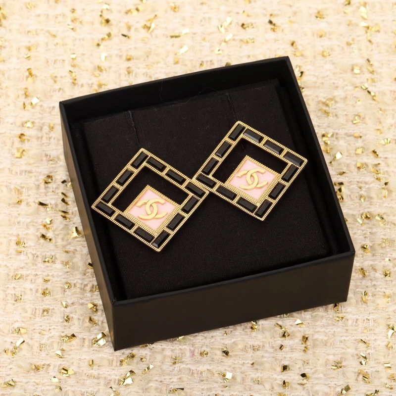 Functional Chxnxl Earrings 290417