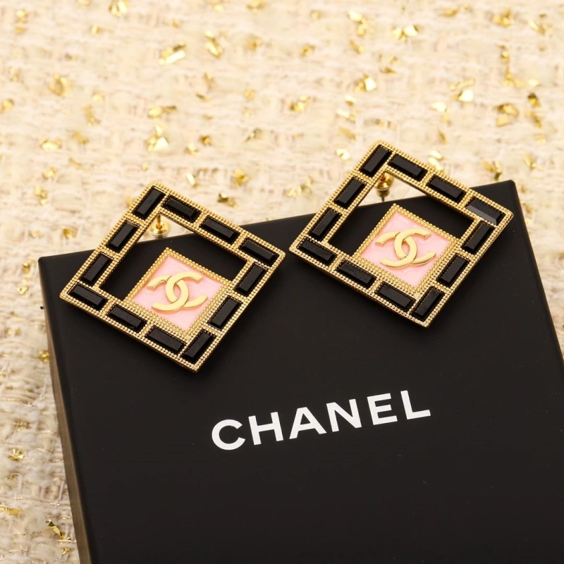 Functional Chxnxl Earrings 290417
