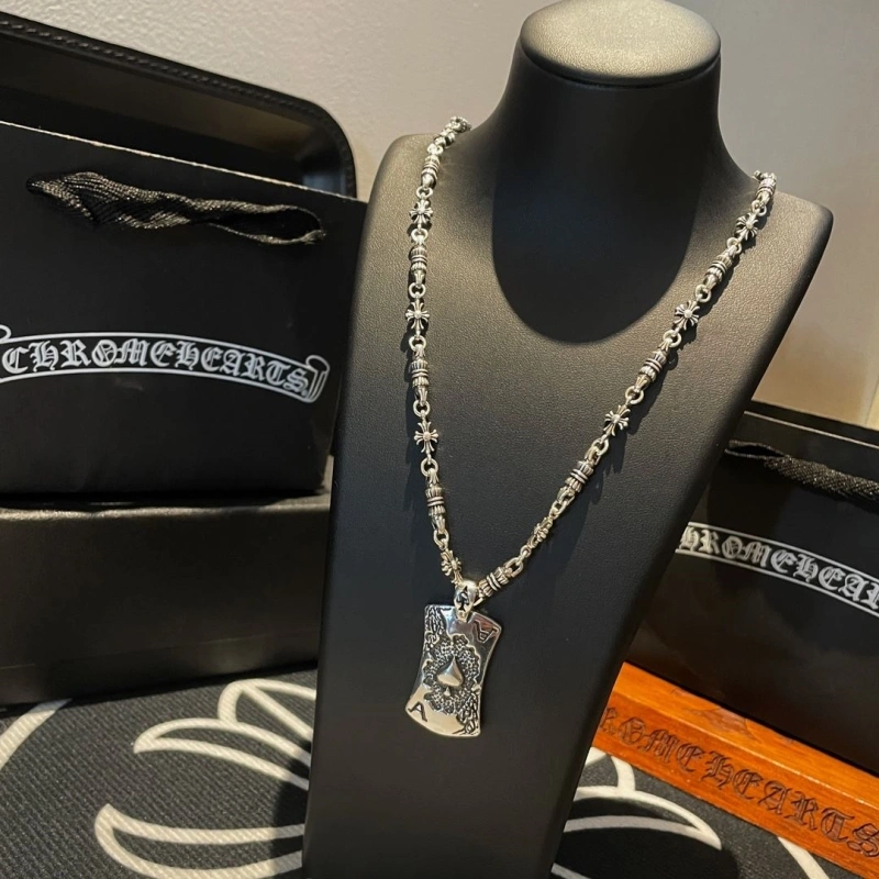 Affordable Chrxmx Hxxrts Necklaces 298900