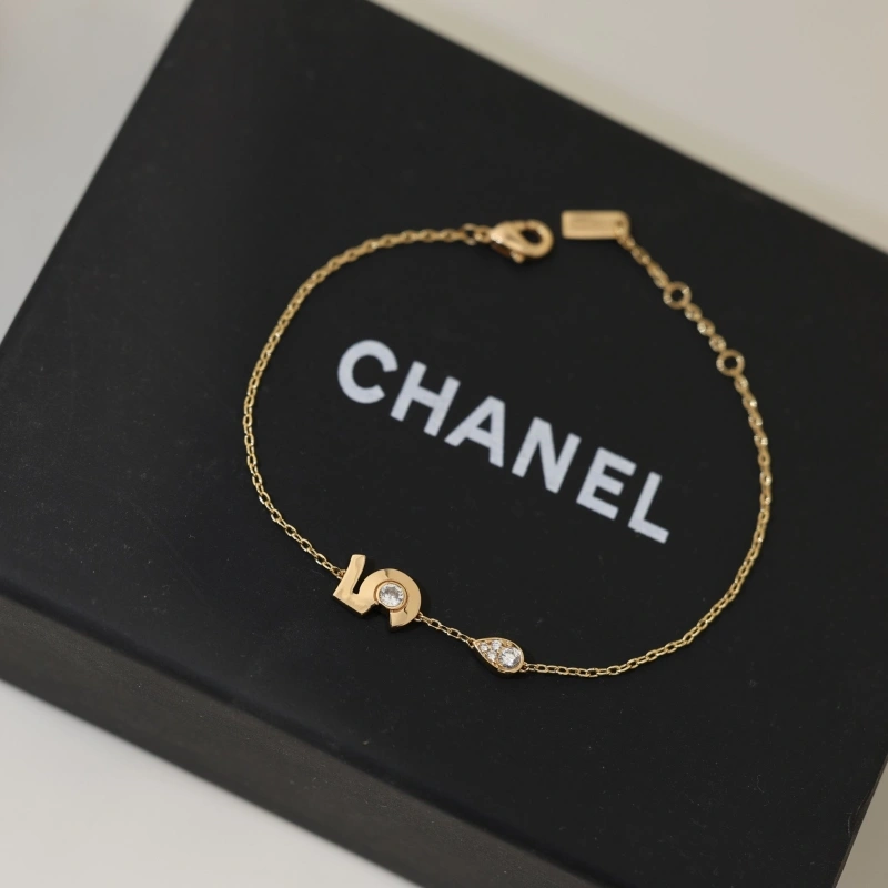 Soft Chxnxl Bracelets 290728