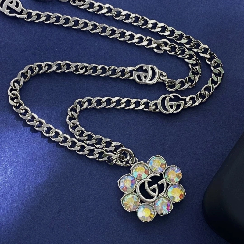 Fashionable Gxccx Necklaces 303974