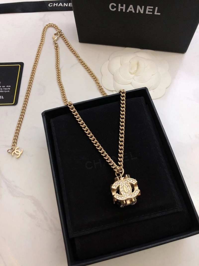 Soft Chxnxl Necklaces 289755