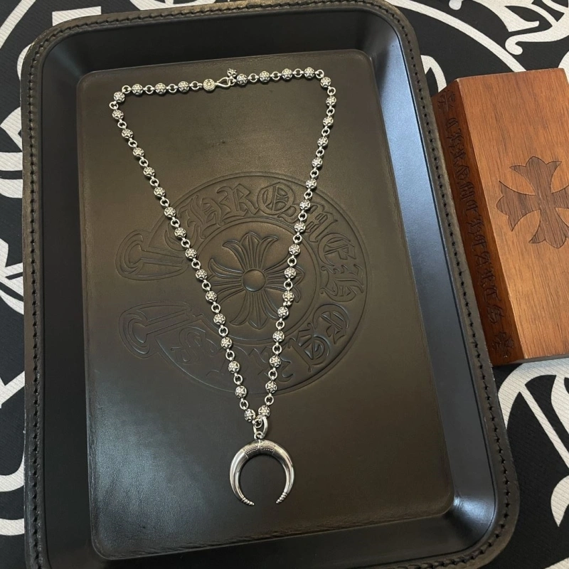 Compact Chrxmx Hxxrts Necklaces 298884