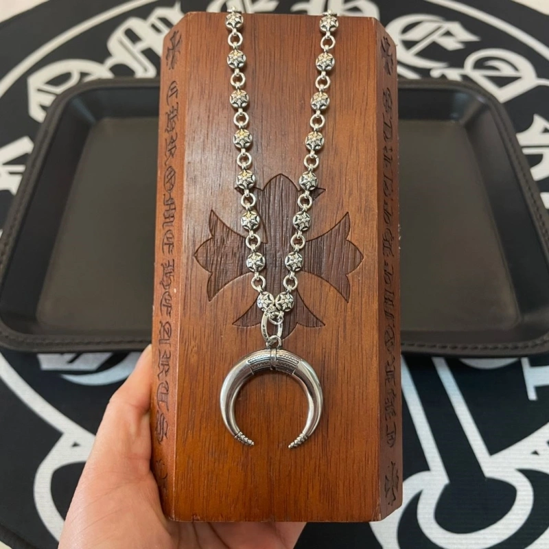 Compact Chrxmx Hxxrts Necklaces 298884