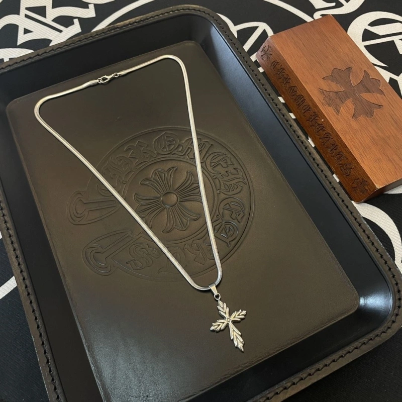 Chrxmx Hxxrts Necklaces Durable 298878