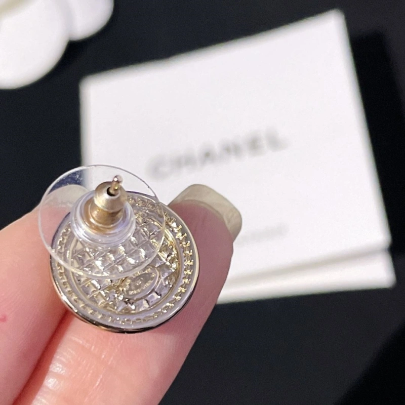 Breathable Chxnxl Earrings 290408