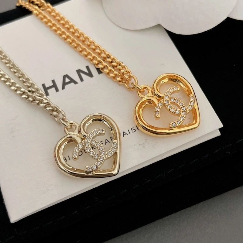 Comfortable Chxnxl Necklaces 289756