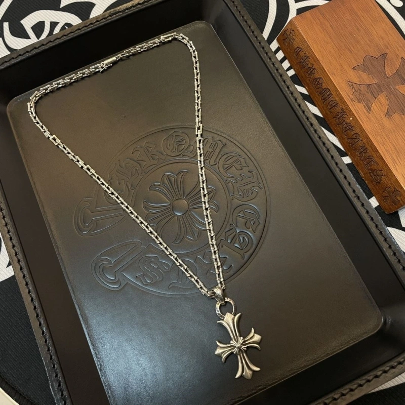 Chrxmx Hxxrts Necklaces Minimalist 298886