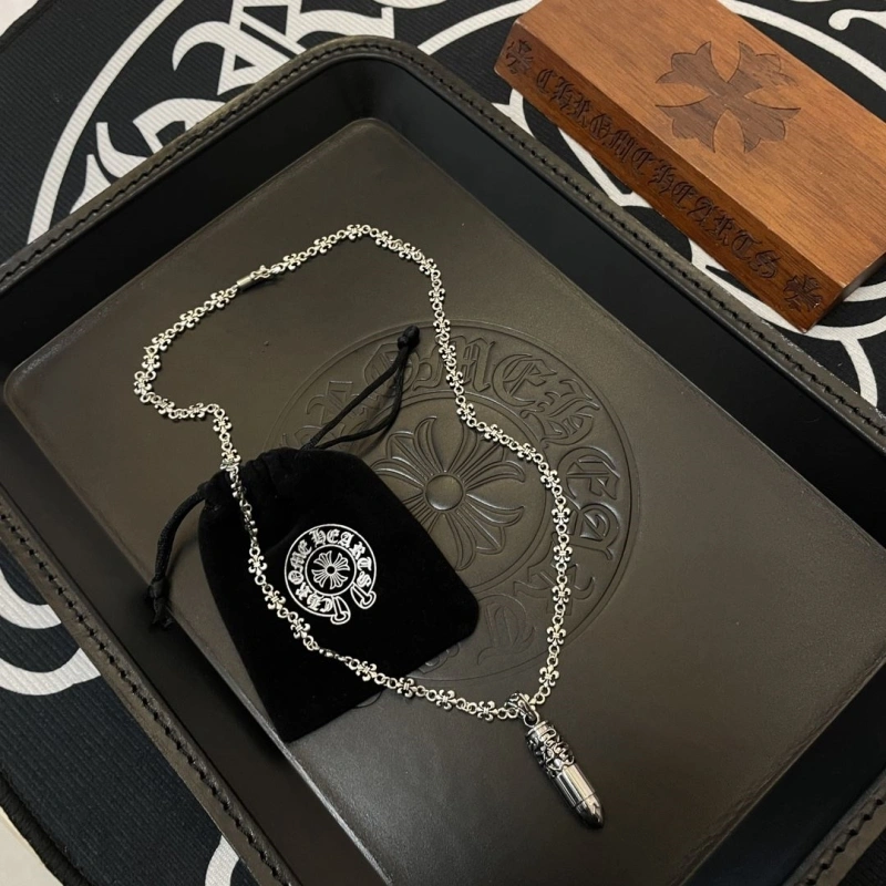 Compact Chrxmx Hxxrts Necklaces 298879