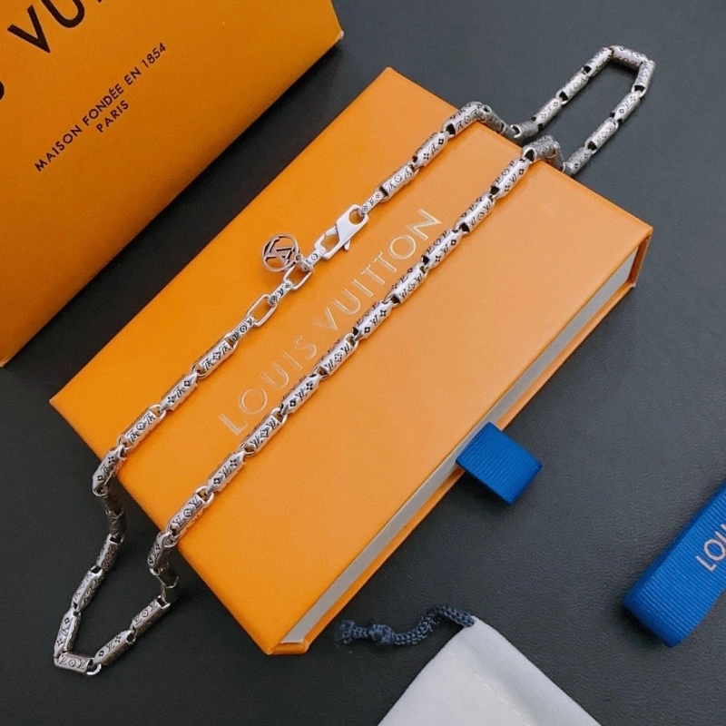 ModernLook LX Necklaces 310066