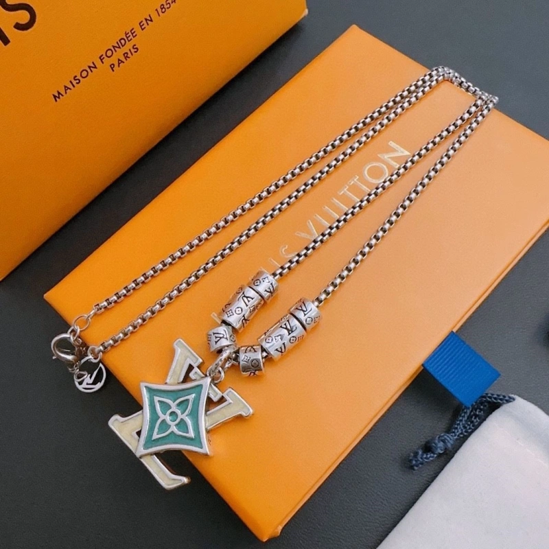 LX Necklaces Versatile 310069