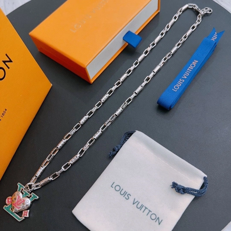 LX Necklaces Durable 310055