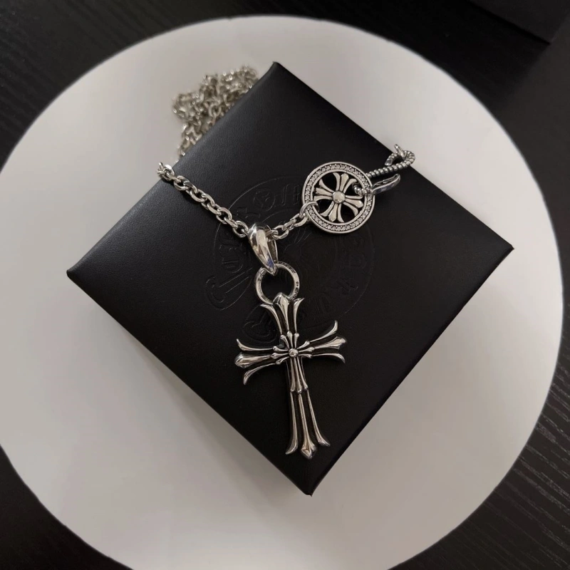 Chrxmx Hxxrts Necklaces GoAnywhere 298858