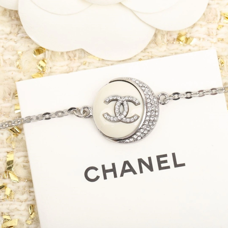 Fashionable Chxnxl Bracelets 290736