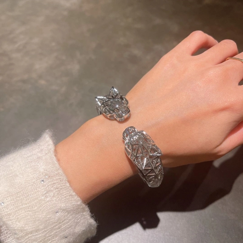 Bright Cxrtxer Bracelets 283302