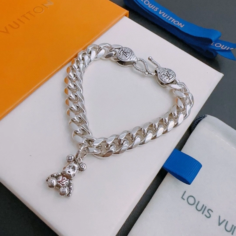 LX Necklaces Refined 310050