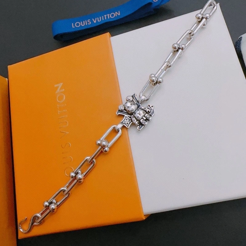 Breathable LX Necklaces 310049