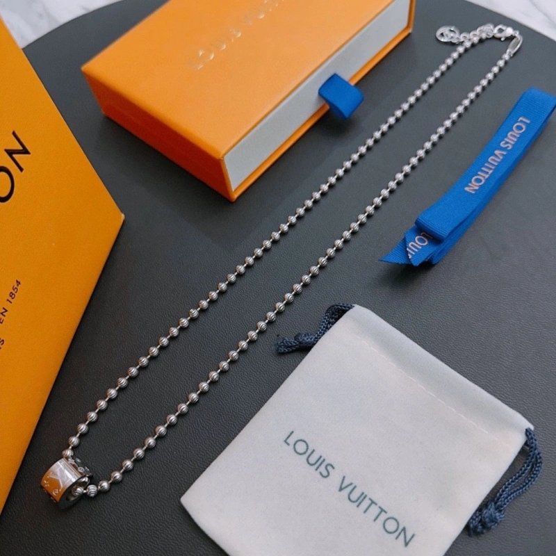 LX Necklaces Practical 310051
