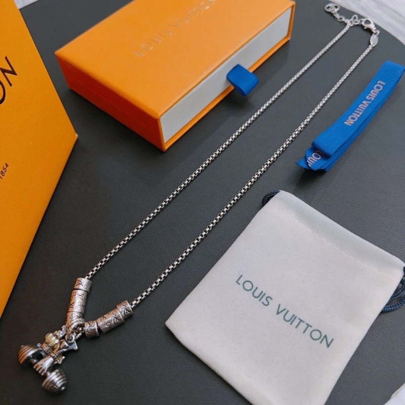 LX Necklaces Durable 310039